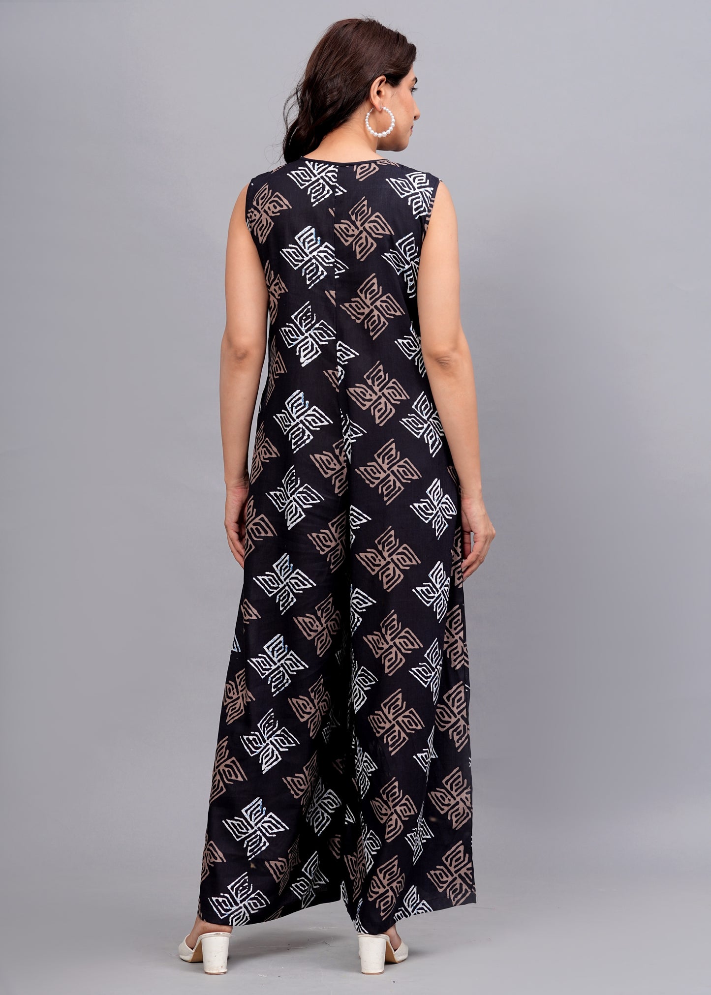 Black Chic: Sleeveless Geometric Print Rayon Jumpsuit