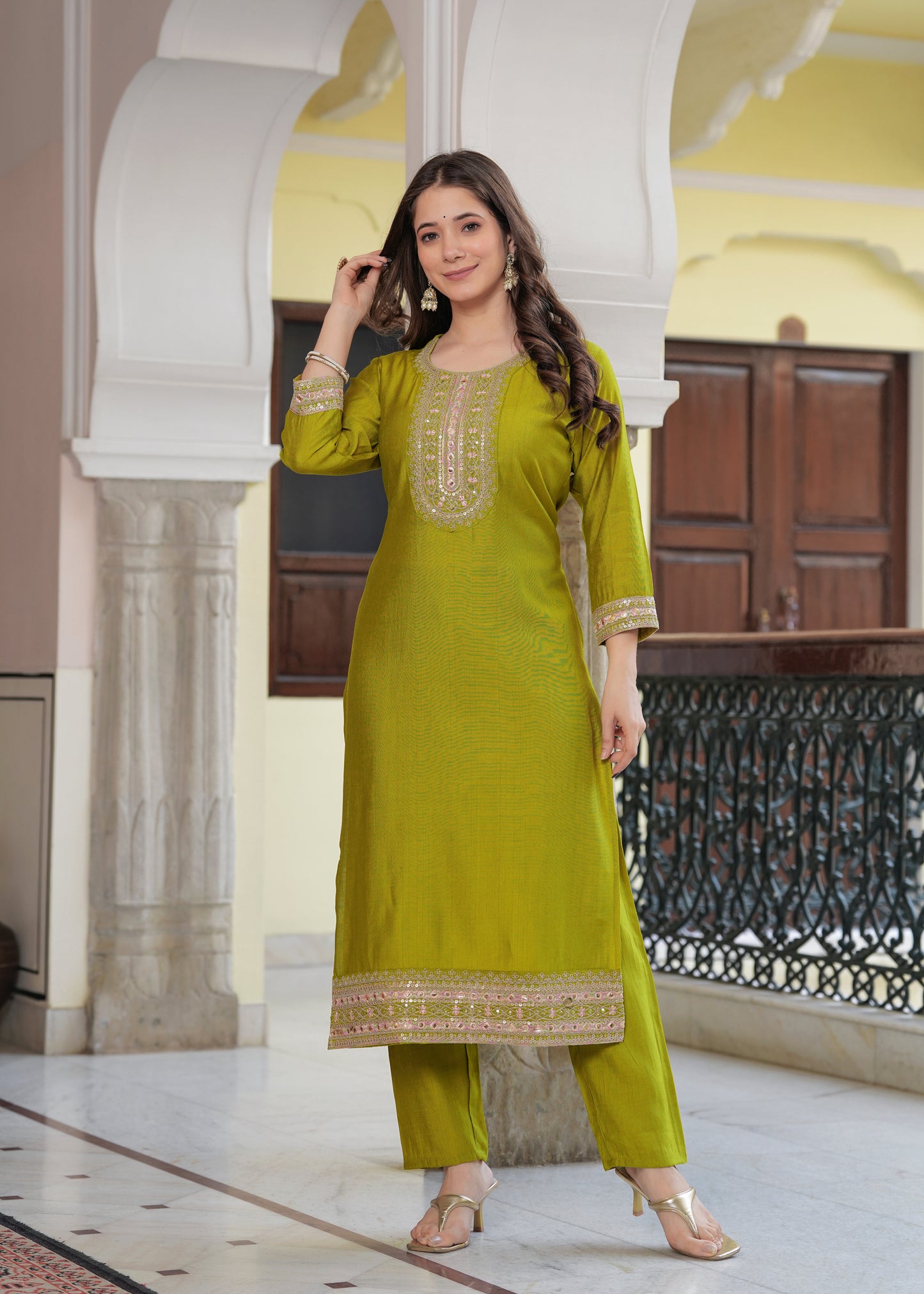 Mehandi Green Grace: Embroidered Kurta Set with Chanderi Dupatta