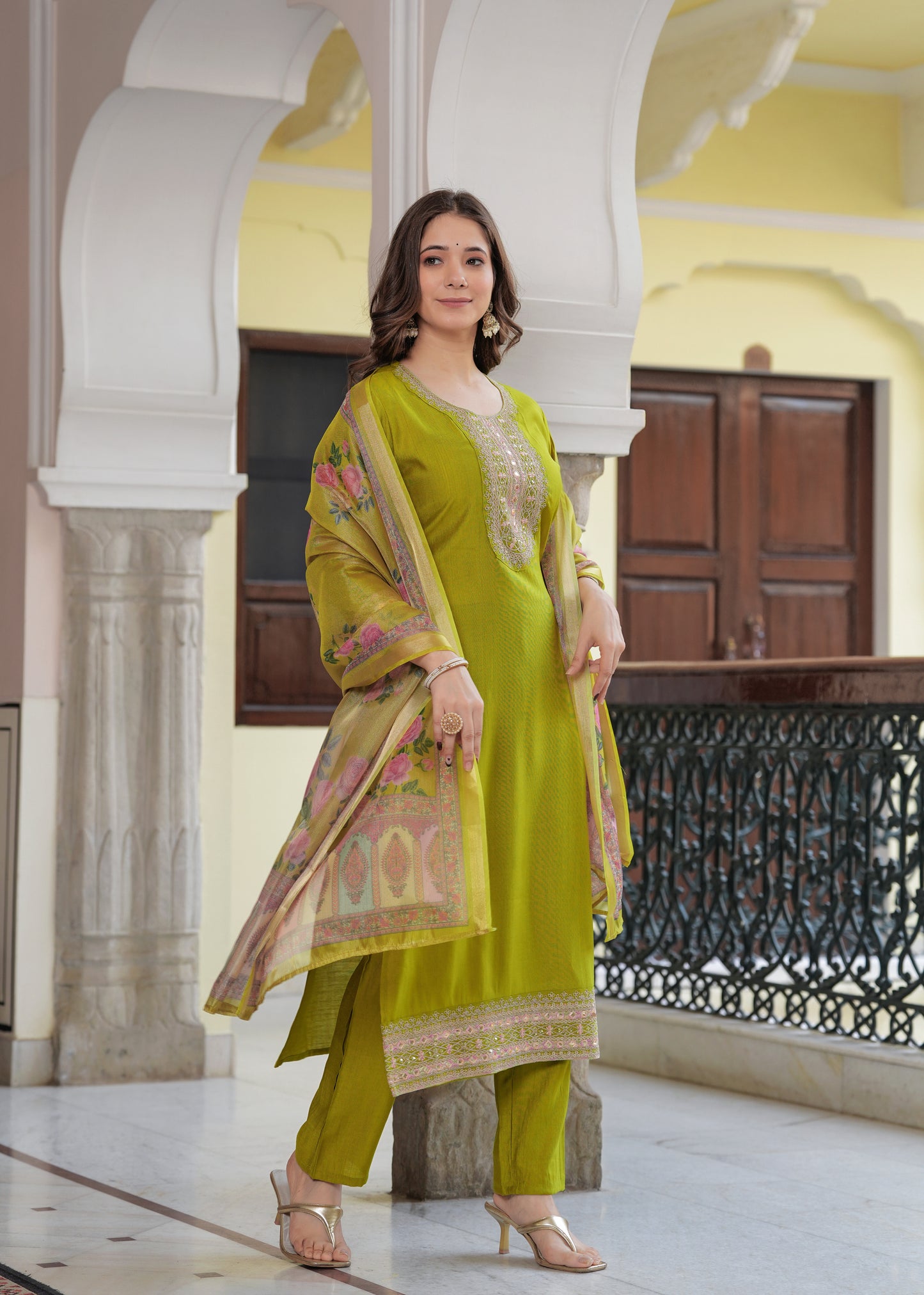 Mehandi Green Grace: Embroidered Kurta Set with Chanderi Dupatta