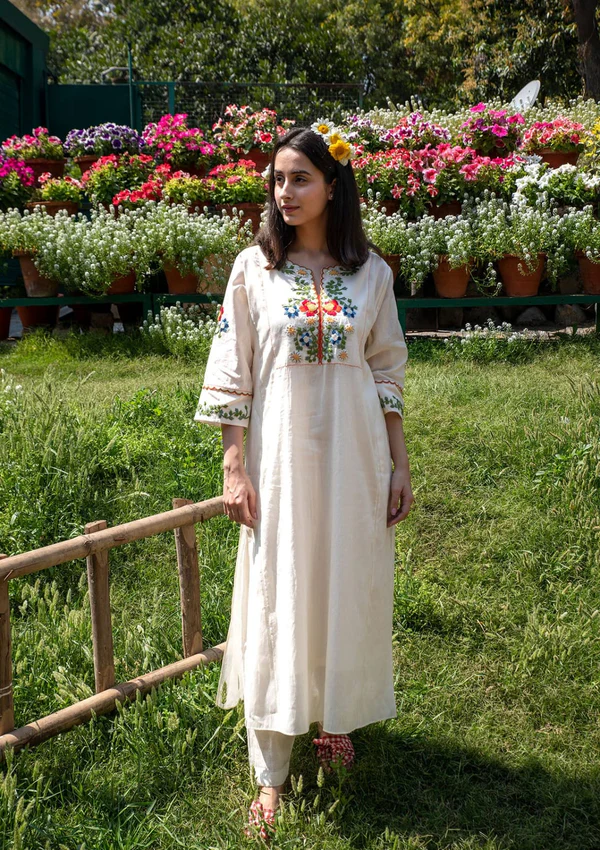 White Grace: Floral Embroidered Cotton Kurta Set