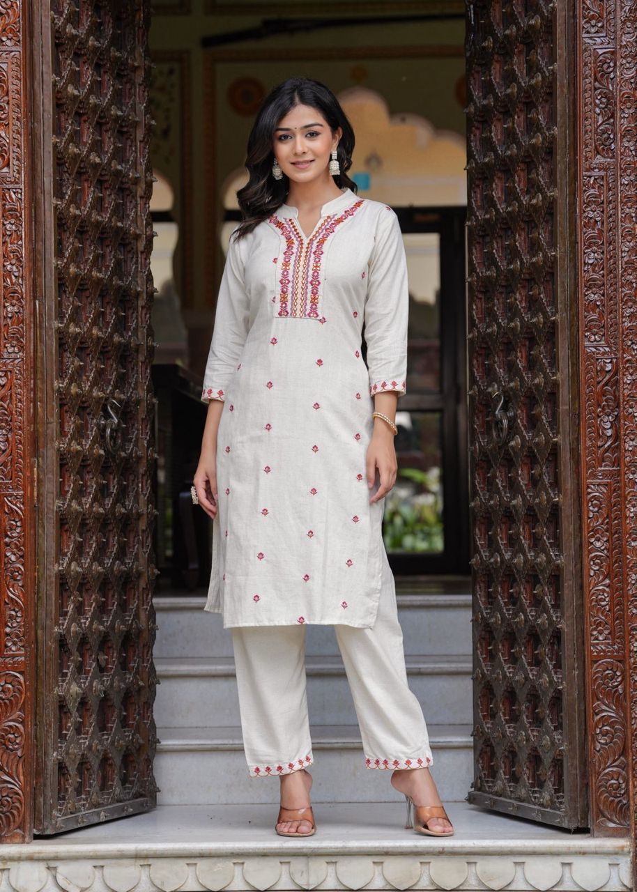 White Bliss: Cotton Flex Kurta Set with Khadi Silk Dupatta