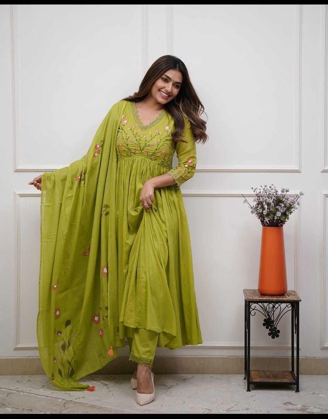 Elegant Green Anarkali Cotton Kurta Set